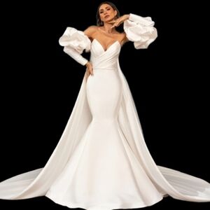 Primose Kitty Chen Wedding Contour Collection. Ivory. For The Bride.